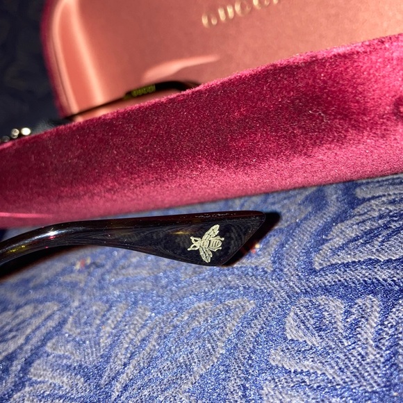 🌺 GUCCI - Picture 4 of 7